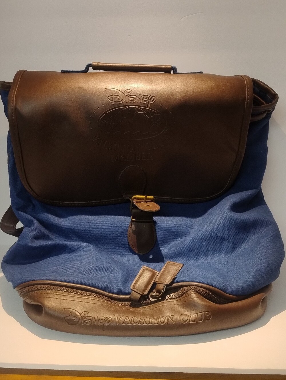 Disney's Vacation Club Member Blue Brown Bag Backpack